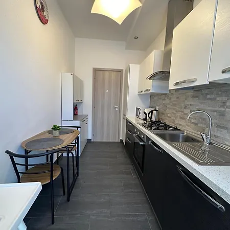 Jessy Apartman Baveno